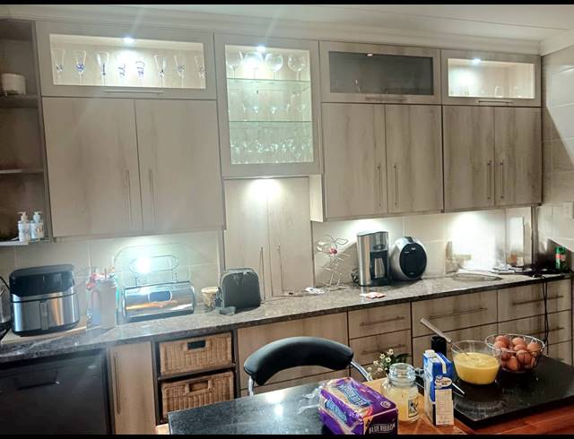 3 BEDROOM HOUSE FOR SALE IN GENERAAL DE WET